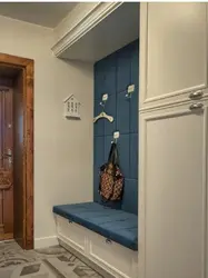 Дизайн прихожей шкаф напротив двери
