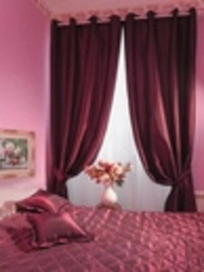 Design Of Burgundy Curtains For The Bedroom