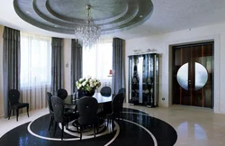 Дизайн гостиной с круглым окном