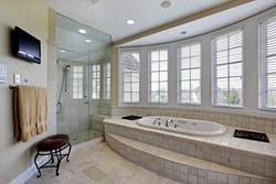 Bathroom design with bathtub enclosure