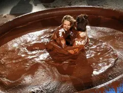 Chocolate bath photo