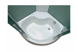 Bathtub with low tray photo