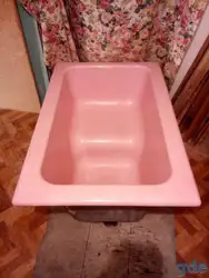 Sit-Down Cast Iron Bathtub Photo