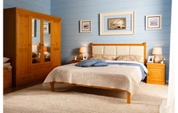 Pine bedroom photo