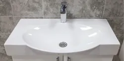 Ağ vanna otağı lavabo fotoşəkili
