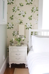 Photo of small bedrooms with flowers