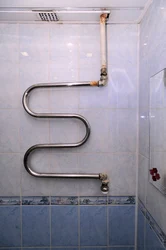 Фото ванны плитка и труба