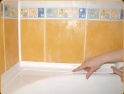 Как наклеить фото в ванной