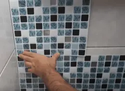 How to stick a photo in the bathroom