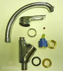 Photo of a single lever kitchen faucet