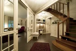 Photo interior hallway made of oak