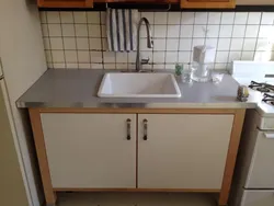 Фото кухни мойка и стол