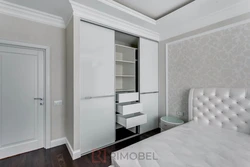 Small Compartment In The Bedroom Photo