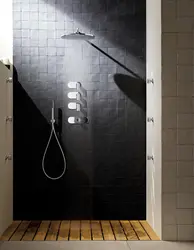 Чорны душ для ваннай фота