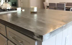 Кухня з алюмініевай стальніцай фота