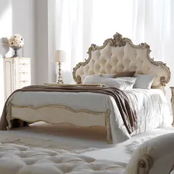 Классические кровать в спальню фото