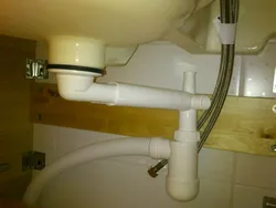 Vanna otağı lavabo drenaj fotoşəkili