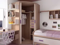 Wardrobes for teenager's bedroom photo