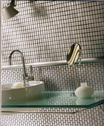 Металлическая плитка в ванной фото