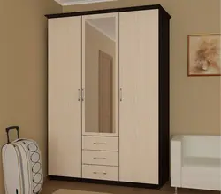 Шкаф для спальни трехдверный фото