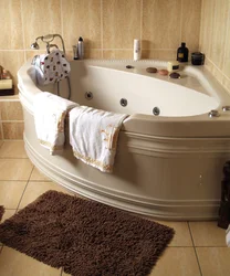Small Jacuzzis for bathrooms photo