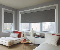 Curtains And Blinds In The Living Room Photo