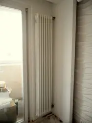 Mətbəx fotoşəkilində şaquli radiatorlar