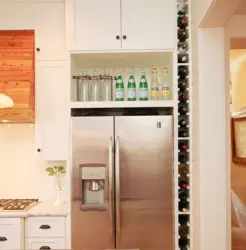 Узкие шкафчики на кухне фото