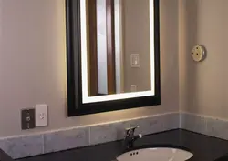 Черное зеркало в ванной фото