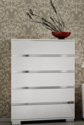 Glossy chest of drawers in the bedroom photo
