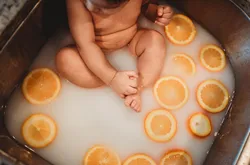 Лимон қосылған ваннадағы фото