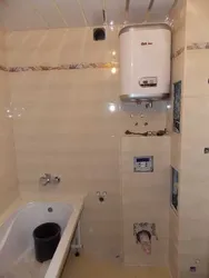 Su qızdırıcısının necə yerləşdirildiyi vanna otağının fotoşəkili