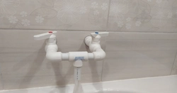 Акси крани пластикии ванна