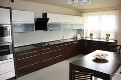 Black and white brown kitchen photo