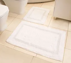 Белый коврик для ванной фото