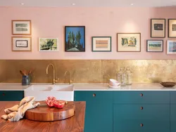 Acrylic walls in the kitchen photo