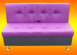Фиолетовый диван для кухни фото