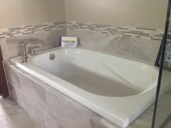 Акриловая ванна в плитке фото