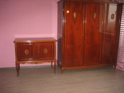 Photos of bedroom sets from the 80s