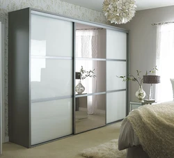Glass for wardrobes in the bedroom photo