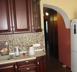 How to remove the door to the kitchen photo