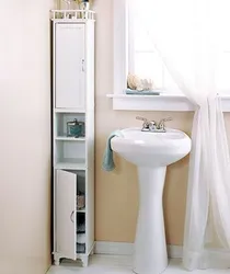 Ванна бөлмесінің фотосуретіндегі биік шкаф