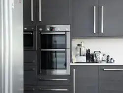 Серая Кухня С Черным Холодильником Фото