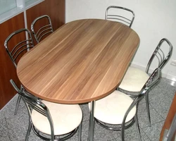 Авальны стол на маленькую кухню фота