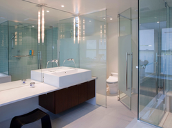 Photo of glass bathroom railings