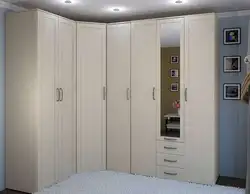Угловой шкаф в спальню фото шатура