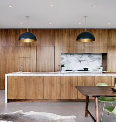 Kitchen white marble and wood photo