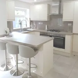 Kitchen with built-in table design photo