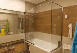 Bathroom partition made of plastic photo