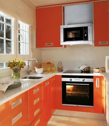 Built-in kitchen appliances for a small kitchen photo